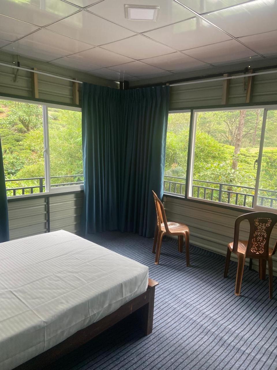 Shan Hotel Nallathanniya ภายนอก รูปภาพ